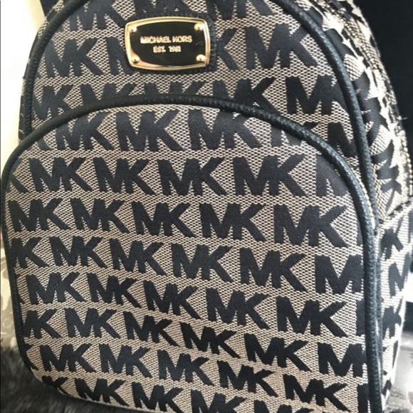 Mini MK BACK PACK - Picture 2 of 3